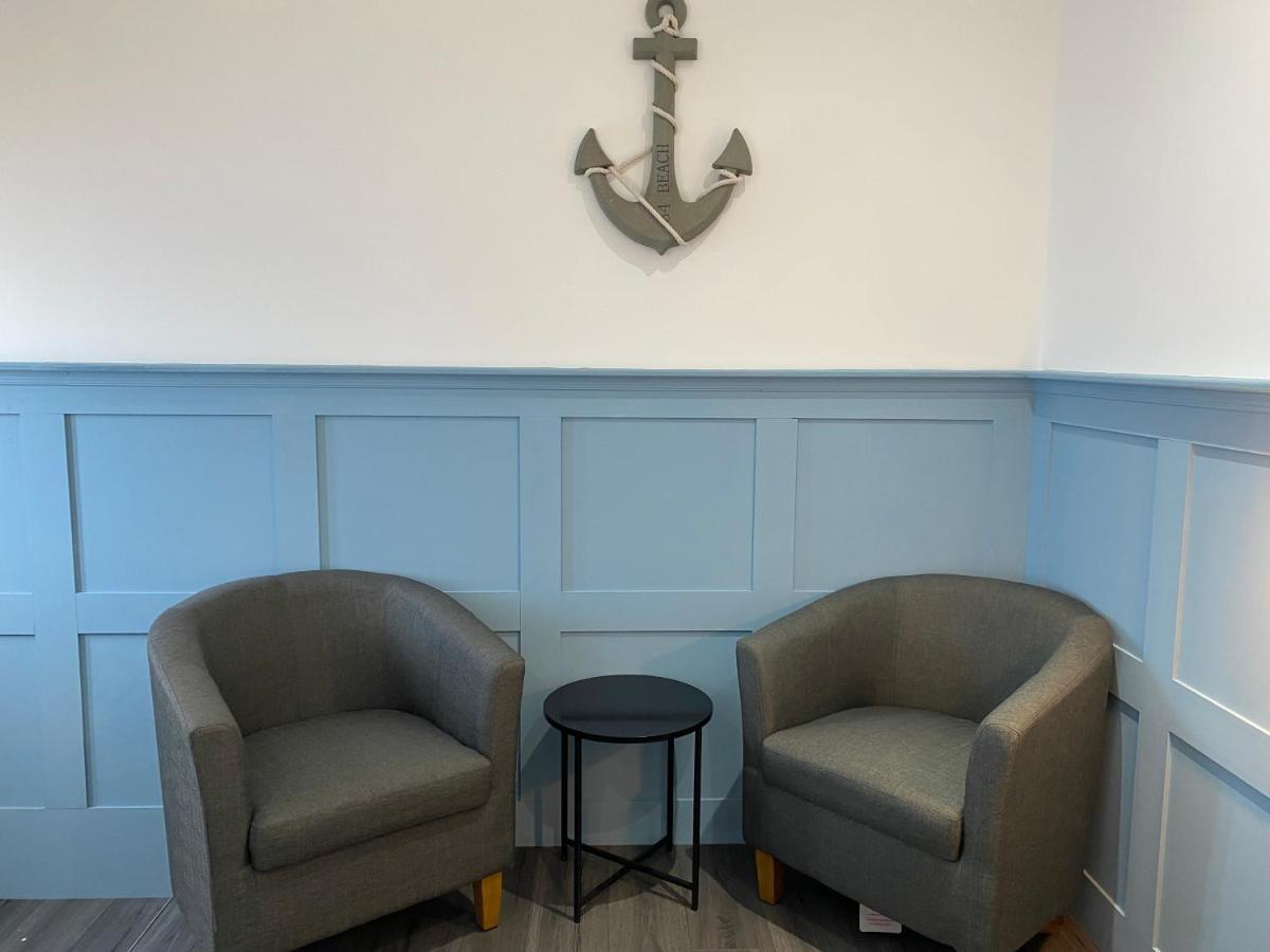 Marina Studio Irvine  Extérieur photo